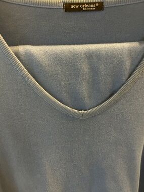 New Orleans Knitwear Women's V-Neck Sweater in Pale Blue